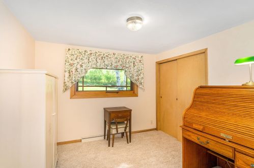 1515 Fern Ave, Duluth MN 55805-1133 exterior