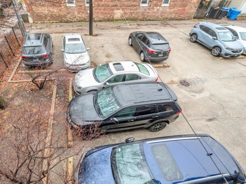 1901 Chicago Ave, Chicago IL  60622-7863 exterior