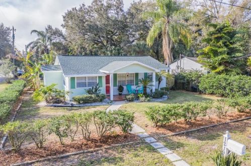 1219 Norfolk St, Tampa FL 33604-5031 exterior