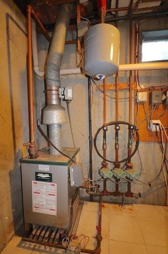 218 Norfolk St, Worcester MA 01604-2910 exterior