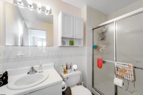 27 Joseph Dr, East Hanover NJ 07936-3579 exterior