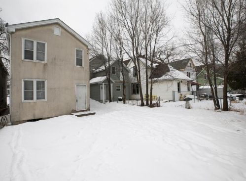 694 Desoto St, Saint Paul MN 55130-4215 exterior