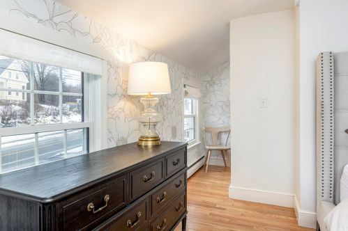 108 Capisic St, Portland ME  04102-2247 exterior