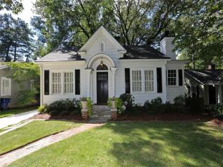 205 Eureka Dr, Atlanta, GA 30305-4230