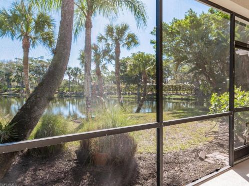 8418 Bent Crk Way, Naples FL 34114-9421 exterior