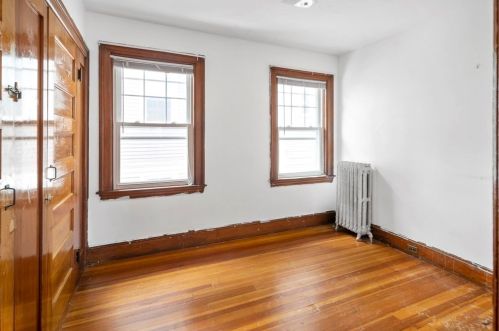 68 Linden St, Brookline MA 02445-7841 exterior