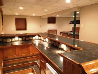 380 Regency Ct, Aurora IL  60504-4028 exterior