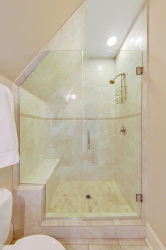 642 Euclid Ave, Elmhurst IL 60126-4338 exterior