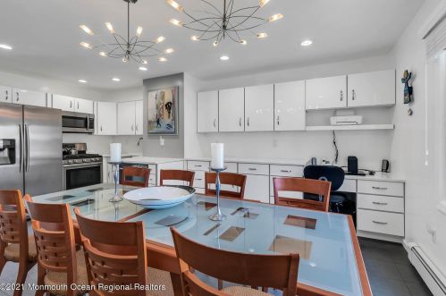 7 Gdn Way, Locust NJ 07760-2213 exterior