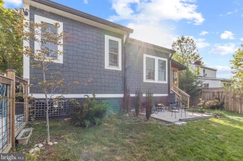 116 Moncure Dr, Alexandria VA 22314-4965 exterior