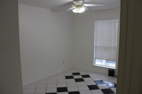 9959 Cedar Mtn Cir, Dallas TX 75217-2833 exterior