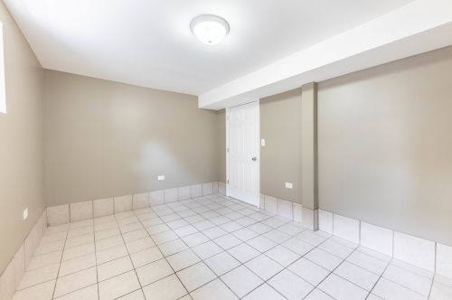 2941 Harrison St, Chicago IL 60612-3334 exterior