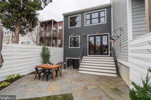 1012 8 St, Washington DC 20002-3621 exterior