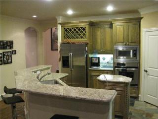 5710 Llano Ave, Dallas TX  75206-6316 exterior