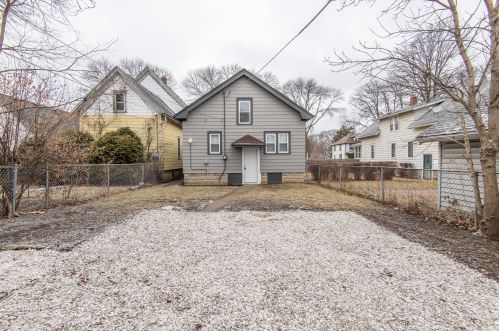 5308 38th St, Milwaukee WI  53209-4737 exterior