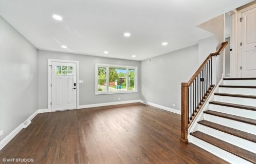 773 Willow Rd, Elmhurst IL  60126-1766 exterior