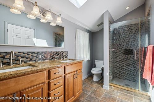 136 Lancaster Rd, East Freehold NJ 07728-3177 exterior