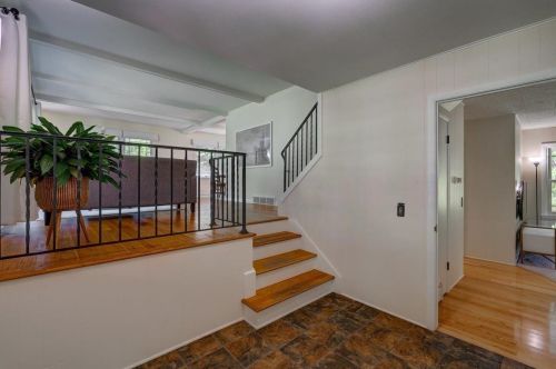 322 Cheyenne Trl, Madison WI  53705-4703 exterior