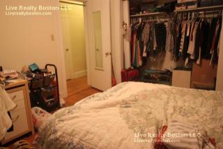 1451 Beacon St, Brookline MA  02446-4734 exterior