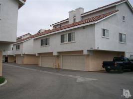 5212 Saviers Rd, Oxnard, CA 93033-8729
