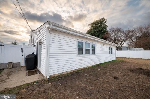 107 Linstone Ave, New Castle DE  19720-2026 exterior