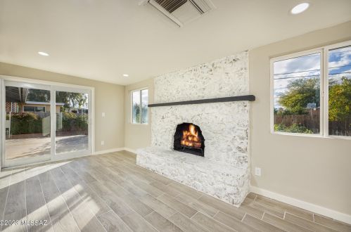 2520 Calle Cordova, Tucson AZ  85710-5732 exterior