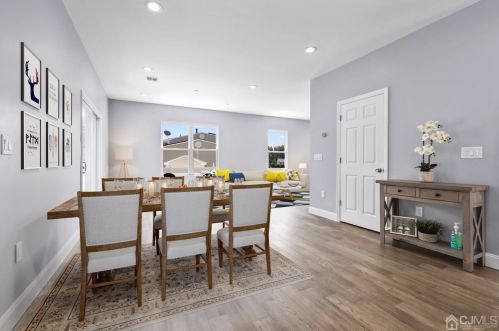 28 Twain Ave, Old Bridge NJ  08857-2110 exterior