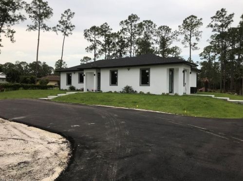 3708 12th Ave, Naples, FL 34120-8904