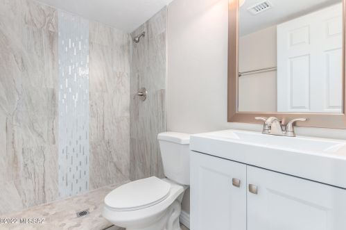 3961 26 St, Tucson AZ 85711-5644 exterior