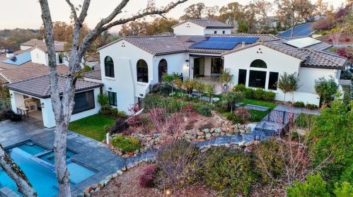 5263 Da Vinci Dr, Folsom CA 95762-5261 exterior