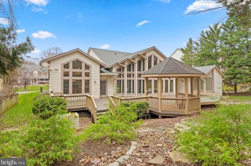 13708 Valley Dr, Rockville MD  20850-5402 exterior