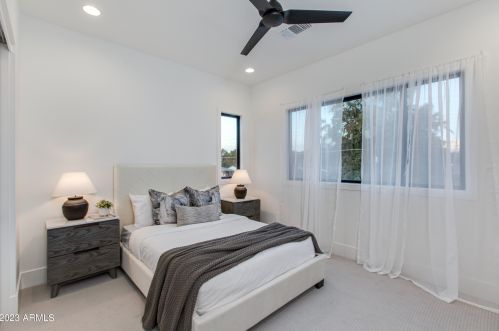 4007 34th St, Phoenix AZ  85040-1820 exterior