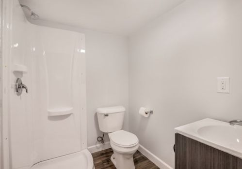 4830 Waveland Ave, Chicago IL 60641-3516 exterior