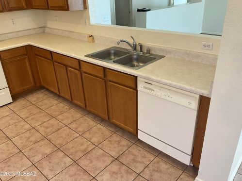 716 Buffalo Grass Dr, Tucson AZ  85755-1793 exterior