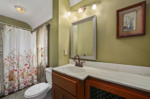 817 County Rd B, Saint Paul MN 55113-4532 exterior