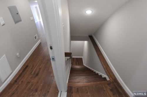 225 9 St, Newark NJ 07107-1907 exterior