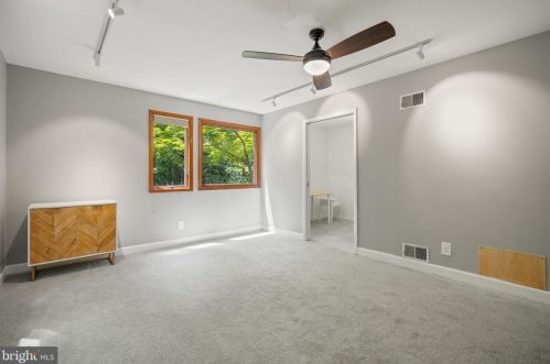 11822 Gordon Rd, Silver Spring MD  20904-2818 exterior