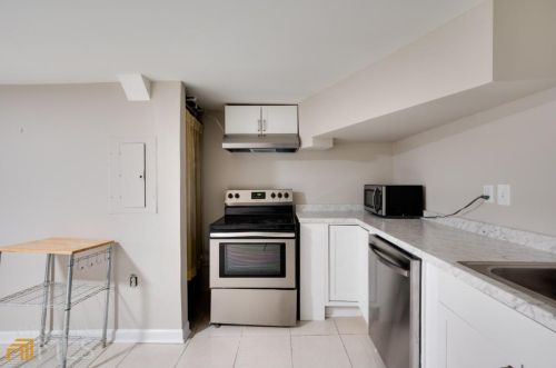 1459 Hartford Ave, Atlanta GA  30310-4218 exterior