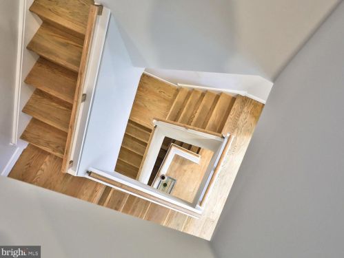 833 Bainbridge St, Philadelphia PA  19147-2009 exterior