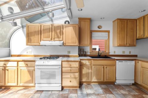 2509 Kendall Ave, Madison WI 53705-3846 exterior