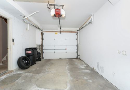 505 Browning Ln, Worcester MA 01609-1164 exterior