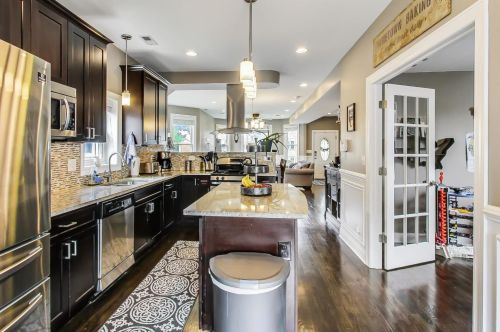 4135 Melvina Ave, Chicago IL 60638-3512 exterior