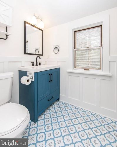 31 Graisbury Ave, Camden NJ 08106-2035 exterior