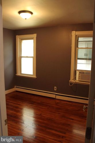 4106 Westfield Ave, Camden NJ 08110-3152 exterior