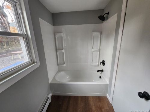 57 North St, Torrington CT 06790-4908 exterior