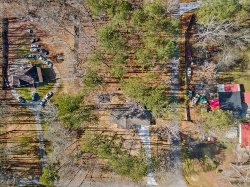 484 Dot Dr, Atlanta GA 30349-2703 exterior