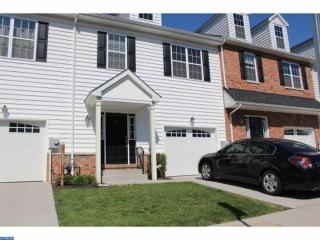 4466 Riverview Ln, Philadelphia, PA 19129-1781