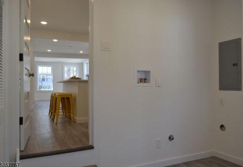 10 Fairfield Ave, Warren NJ  07059-5706 exterior