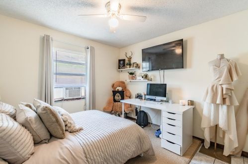 3804 Crawford St, Tampa FL 33614-3965 exterior