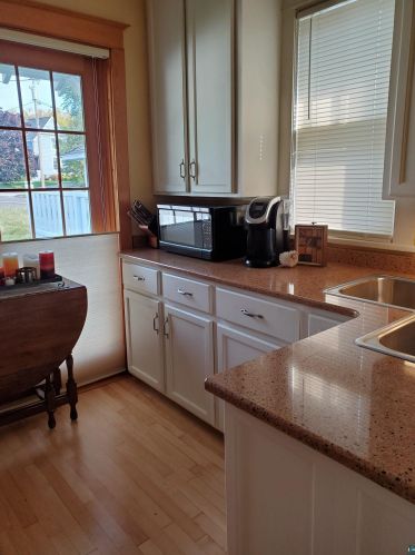 5809 Juniata St, Duluth, MN 55804-1347